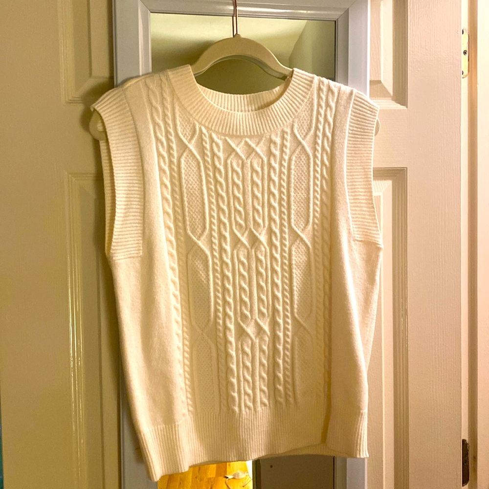 Cyrus sweater vest